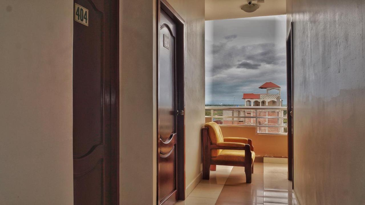 Vallejo Hotel Huaquillas Екстериор снимка