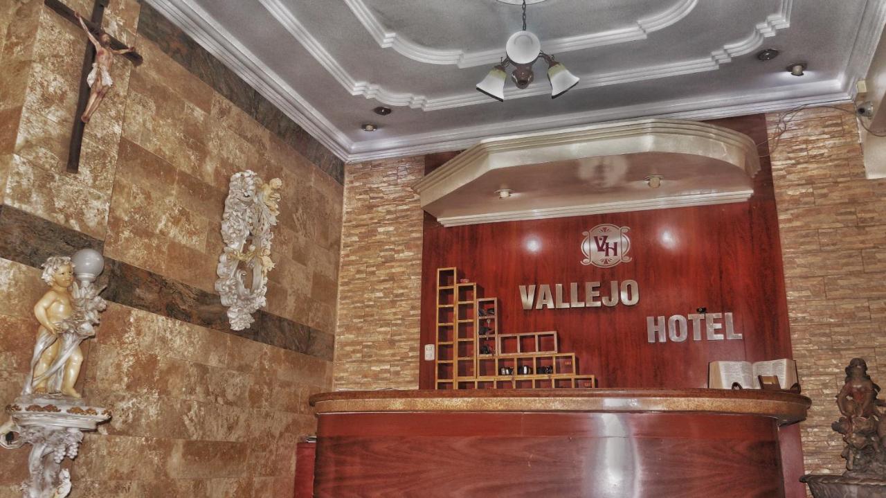 Vallejo Hotel Huaquillas Екстериор снимка