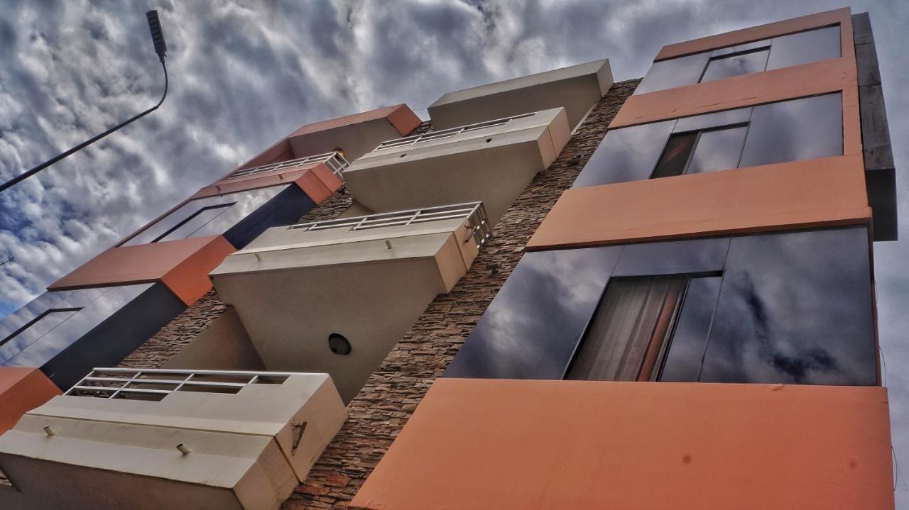 Vallejo Hotel Huaquillas Екстериор снимка