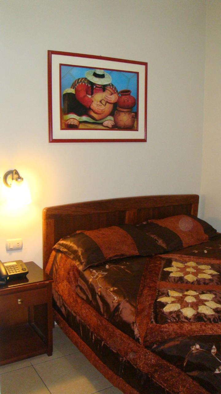 Vallejo Hotel Huaquillas Екстериор снимка