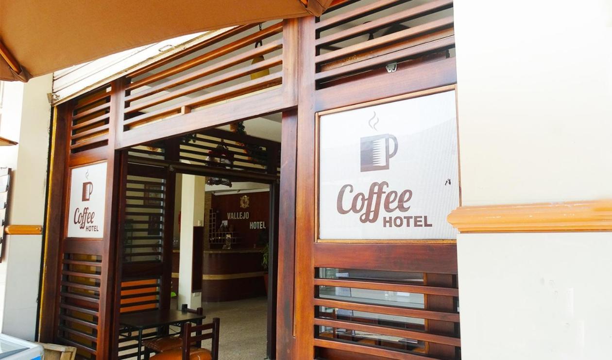 Vallejo Hotel Huaquillas Екстериор снимка