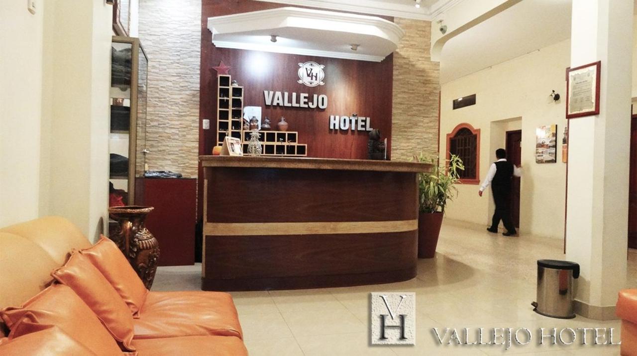 Vallejo Hotel Huaquillas Екстериор снимка